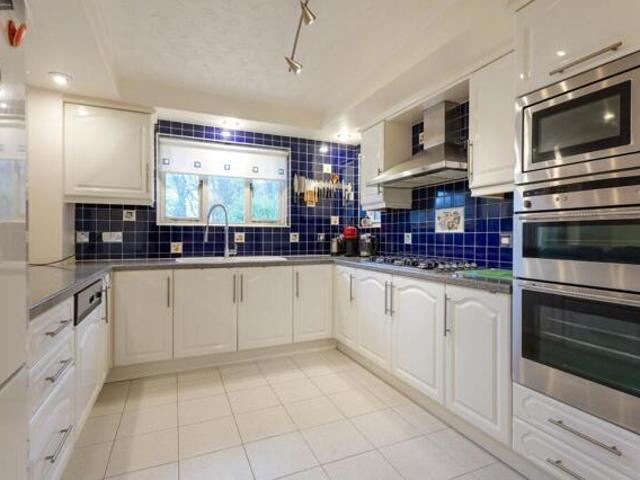 House for sale in Livingston Village, Dedridge