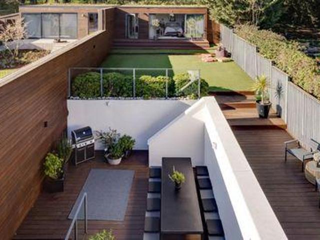House for sale in Greater London