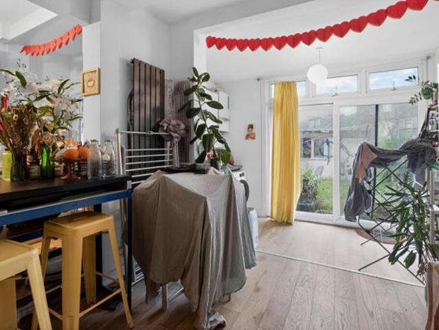 House for sale in Scotch Estate, Greater London