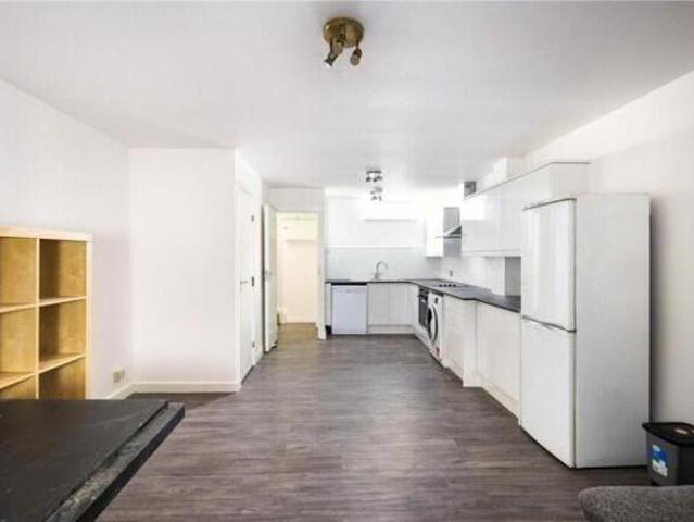 House for sale in Old Ford, Bow