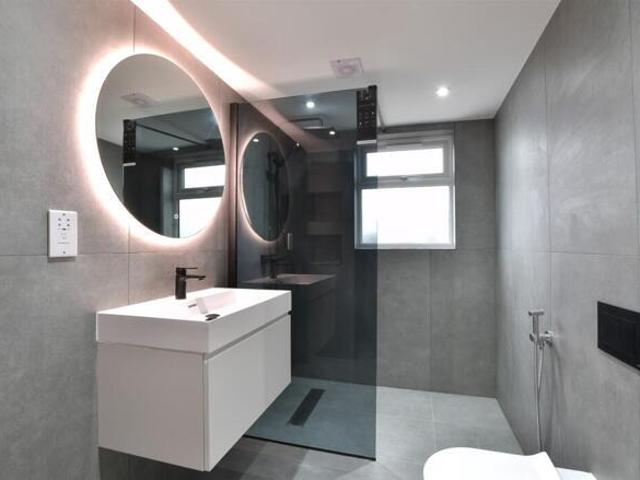 House for sale in London, Greater London