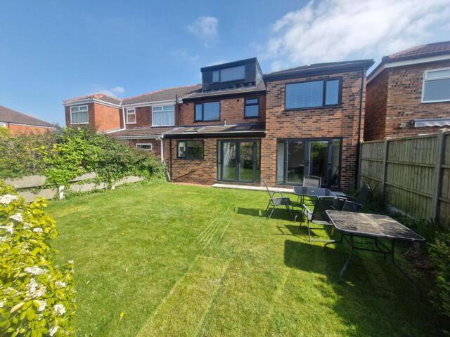 House for sale in Maghull, Maghull