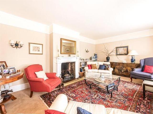 House for sale in Milton Bryan, Bedfordshire