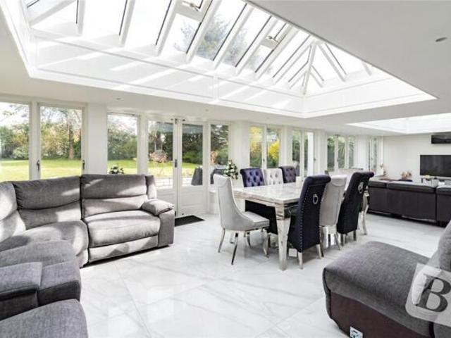 House for sale in Emerson Park, Greater London