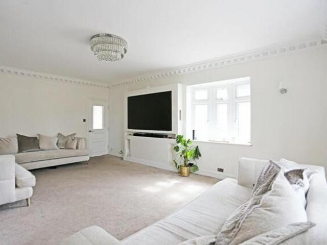 House for sale in Romford, Havering