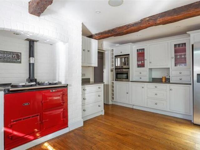 House for sale in Chieveley, West Berkshire