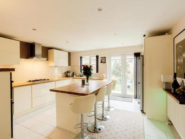 House for sale in Winterbourne, Blackhorse