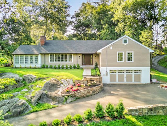 House for sale in Greenwich