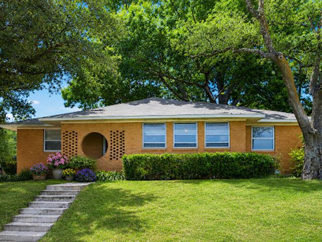 House for sale in Dallas, Texas