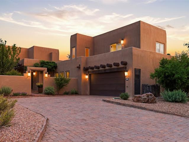 House for sale in Santa Fe, New Mexico