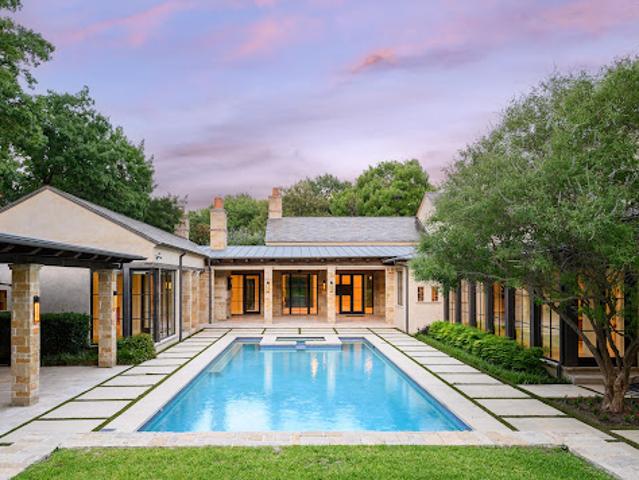 House for sale in Dallas, Texas