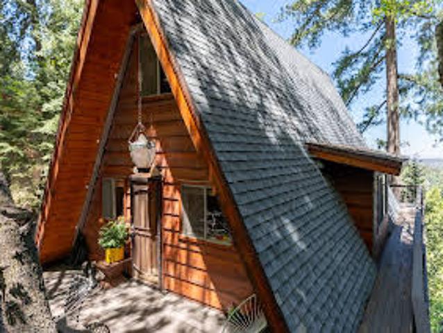 House for sale in Crestline