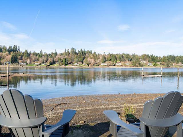 House for sale in Shelton, Washington