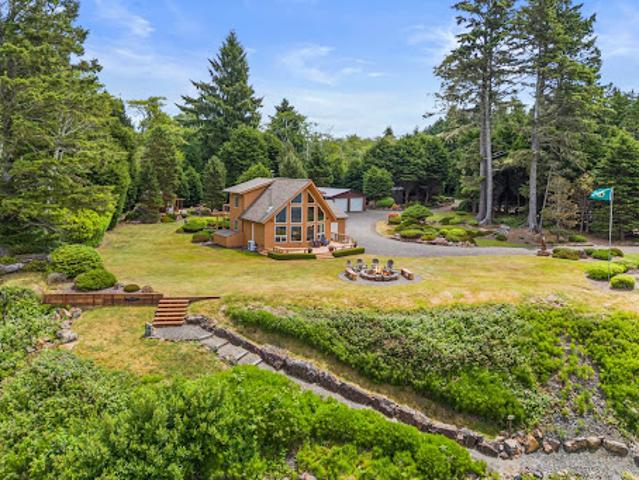 House for sale in South Bend, Washington