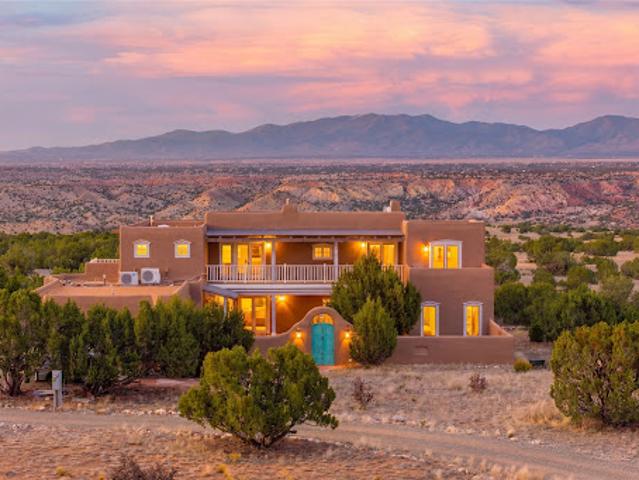 House for sale in Cerrillos, New Mexico