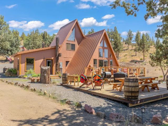 House for sale in Oregonia