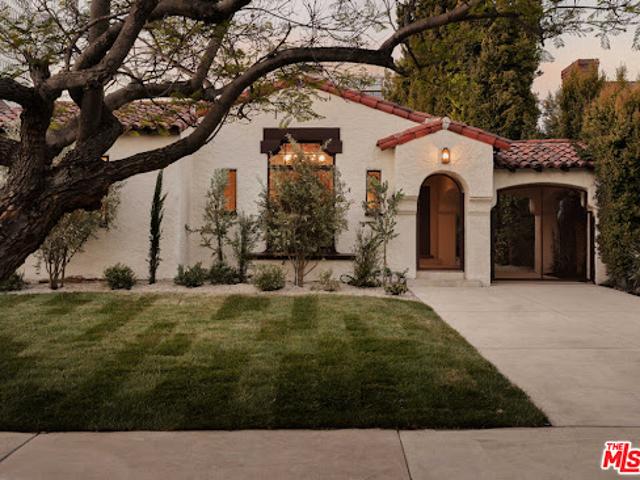 House for sale in Canoga Park, California