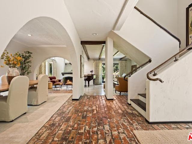 House for sale in Studio City Neighborhood Council District, Canoga Park