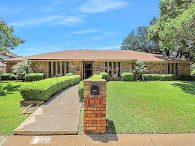 House for sale in Fort Worth House for sale in Fort Worth