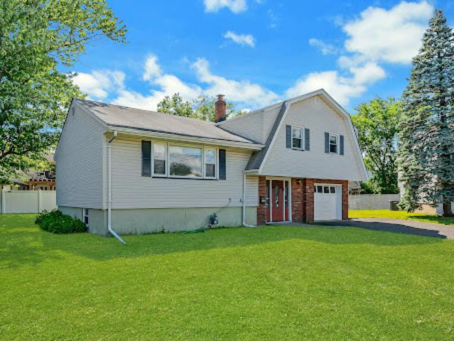 House for sale in Fair Lawn, New Jersey