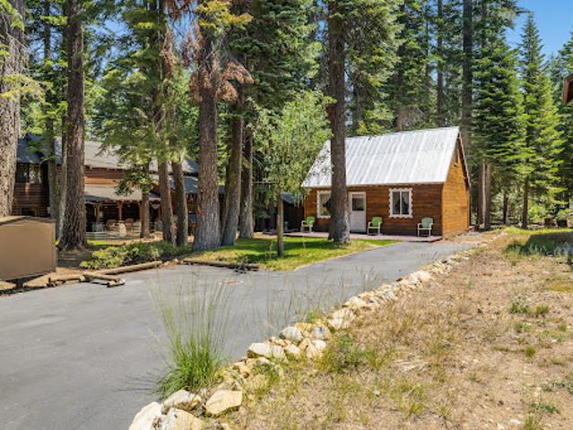 House for sale in Tahoma