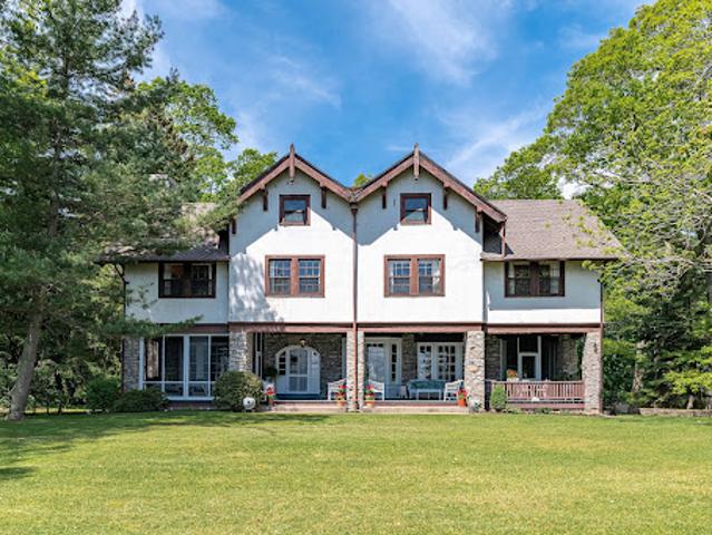 House for sale in Ridgeway, Fort Erie