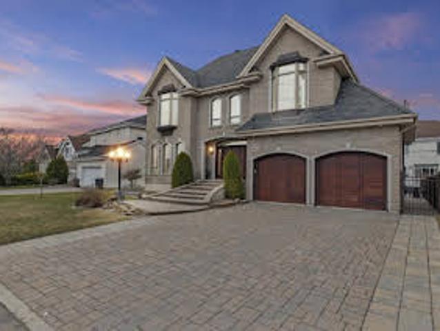 House for sale in Brossard