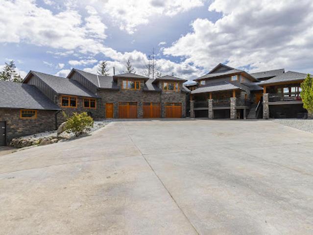 House for sale in Winfield, British Columbia