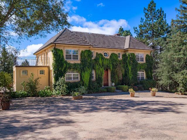 House for sale in Angwin, California