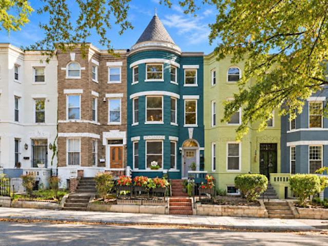 House for sale in Washington