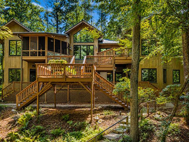 House for sale in Dahlonega, Georgia