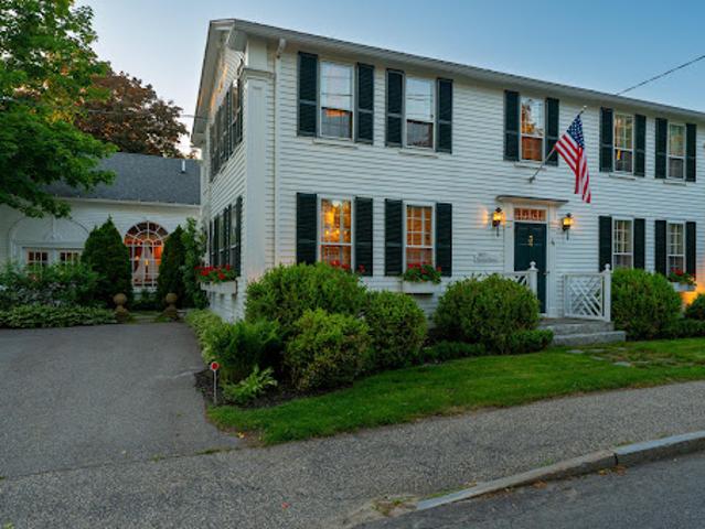House for sale in Kennebunkport, Maine