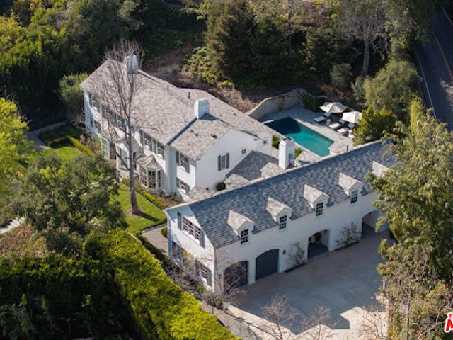 House for sale in Canoga Park, California