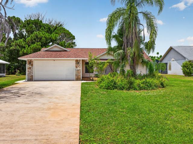 House for sale in Fort Pierce, Florida