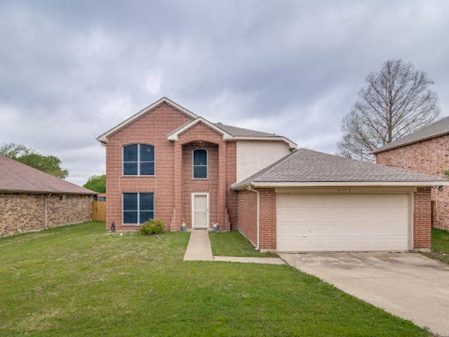 House for sale in Garland House for sale in Garland