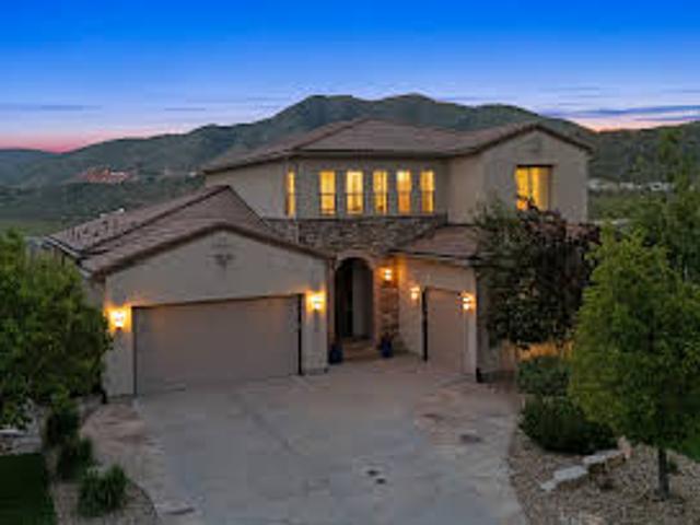 House for sale in Lakewood House for sale in Lakewood