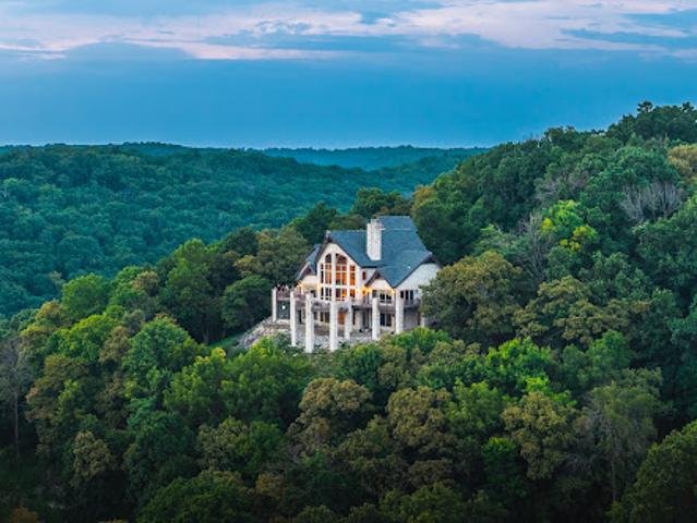 House for sale in Jersey, Illinois