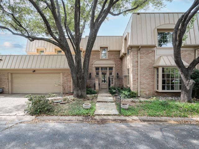 House for sale in Dallas, Texas