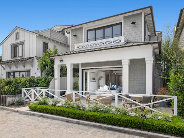 House for sale in Corona Del Mar, California