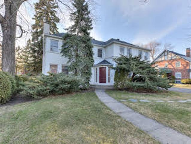 House for sale in Mount Royal
