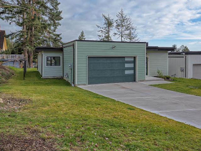 House for sale in Sechelt, British Columbia