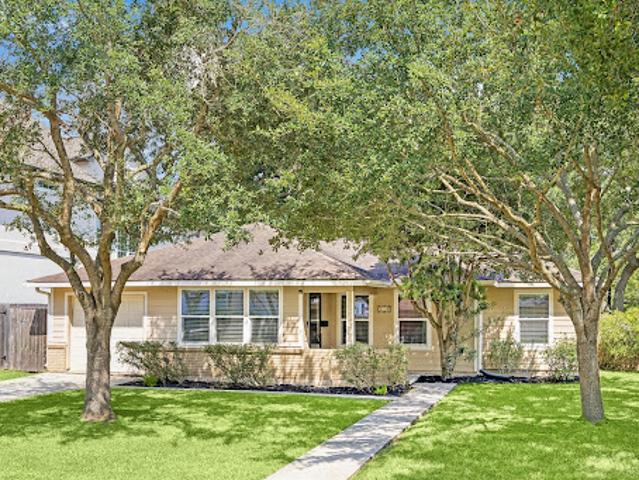 House for sale in Bellaire, Harris County