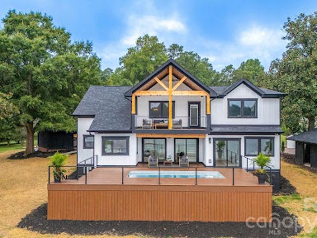 House for sale in Davidson, North Carolina