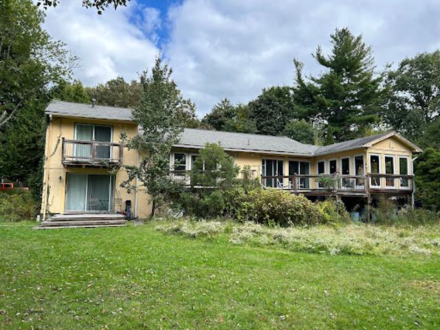 House for sale in Carlisle House for sale in Carlisle
