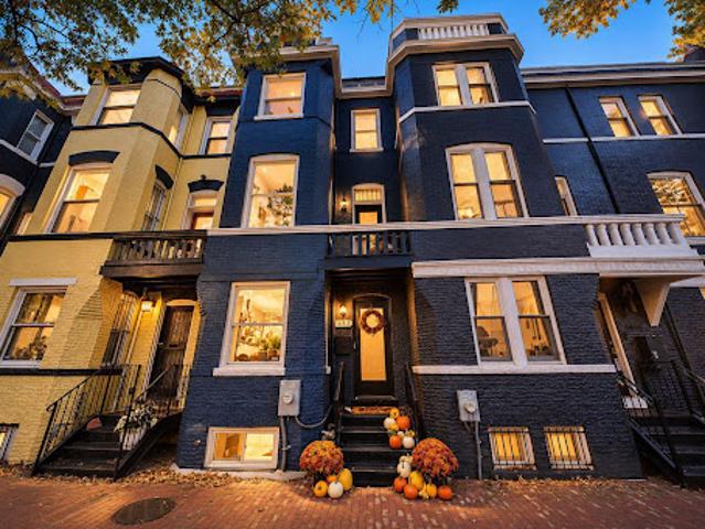 House for sale in Washington