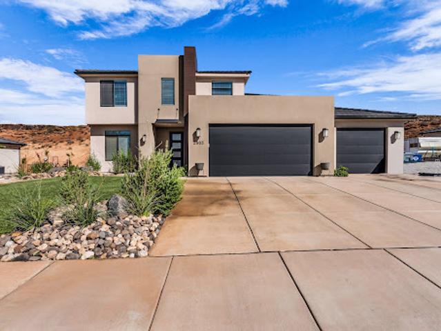 House for sale in Saint George, Utah