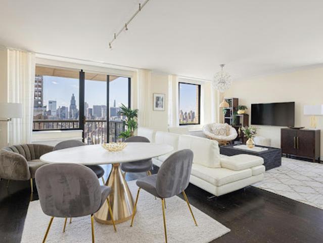Apartment for sale in Arverne, New York