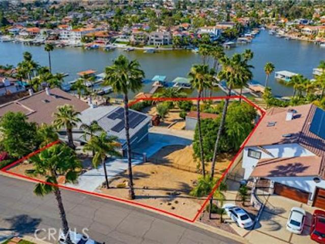 House for sale in Canyon Lake, California