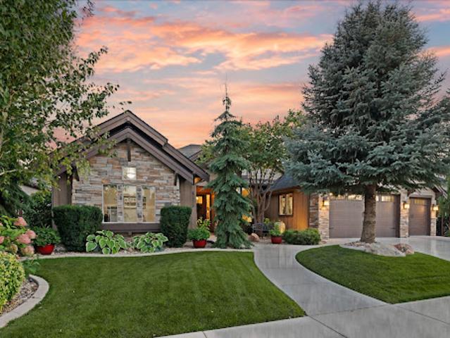 House for sale in Eagle, Ada County