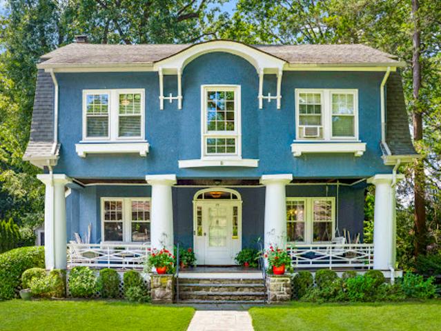 House for sale in Pelham, New York